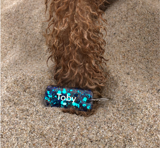 Glitter tag