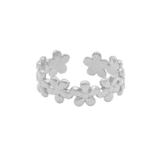 Claire ring